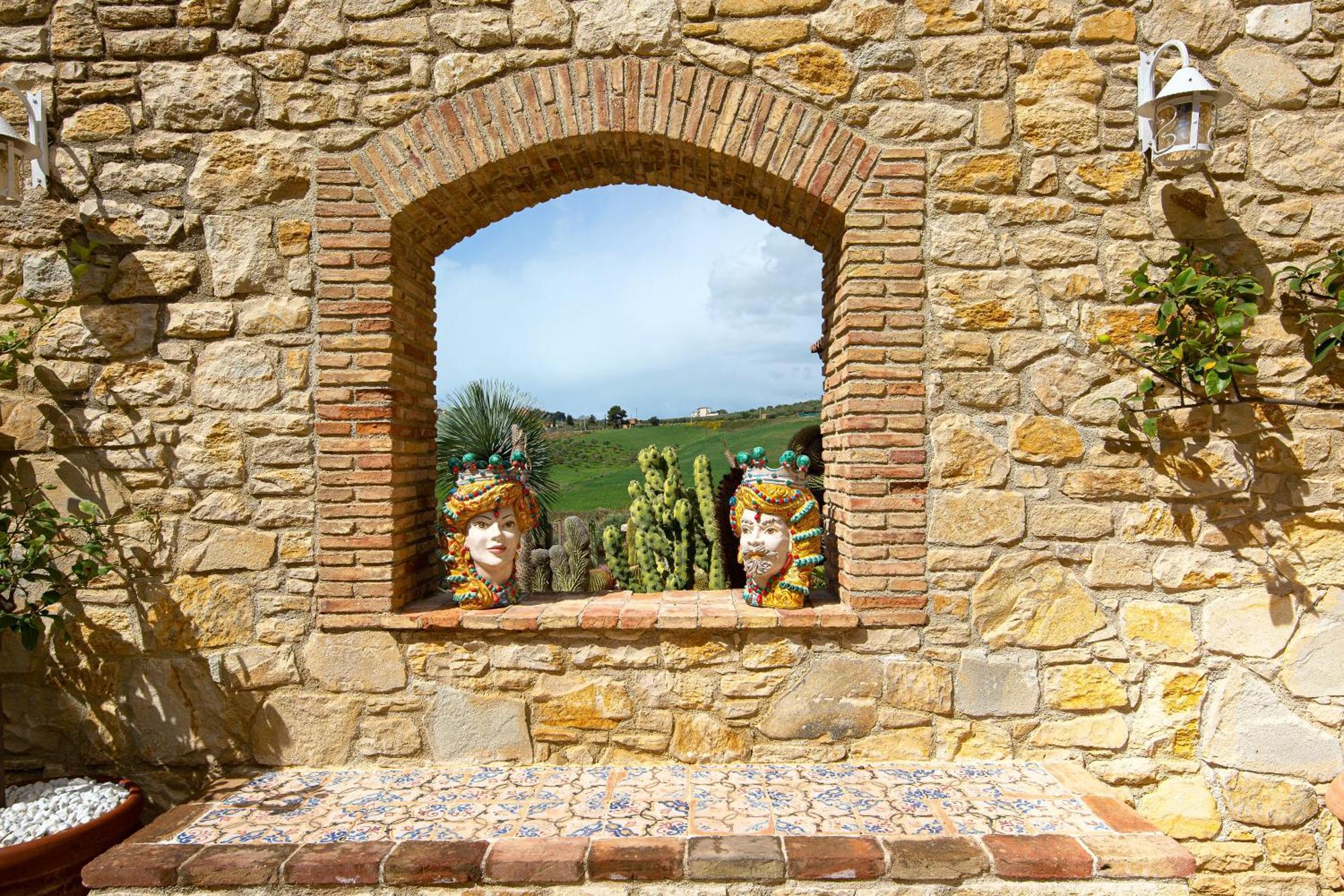 Hostal Garden Cactus Villaggio Mosè Exterior foto